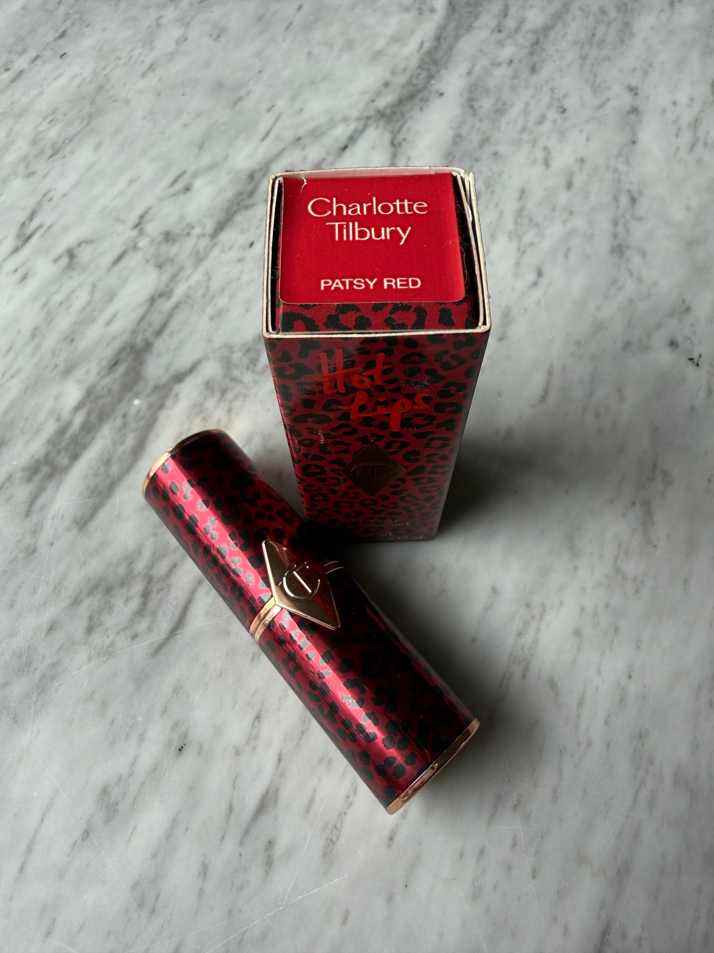 CHARLOTTE TILBURY Hot Lips 2 - PATSY RED