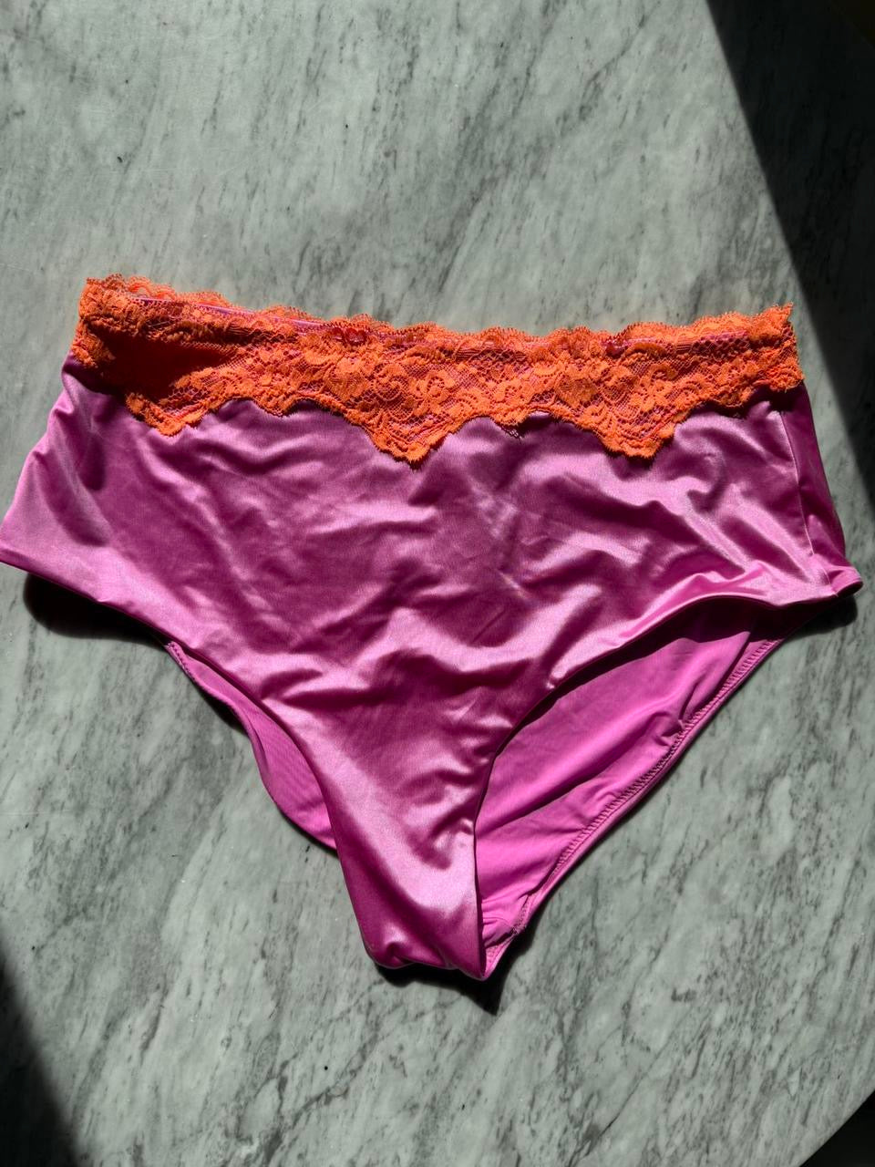 SKIMS Lace Swim Bandeau Top + High Waist Bottom Bikini Set - LARGE