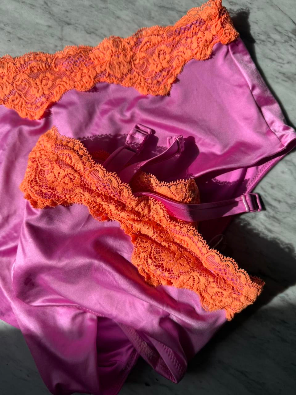 SKIMS Lace Swim Bandeau Top + High Waist Bottom Bikini Set - LARGE
