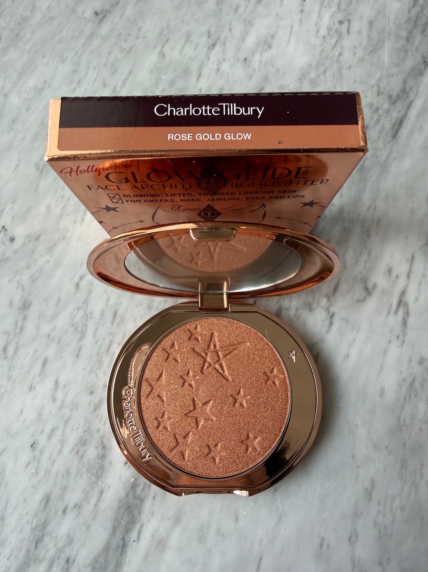 CHARLOTTE TILBURY Glow Glide Face Architect Highlighter - ROSE GOLD GLOW