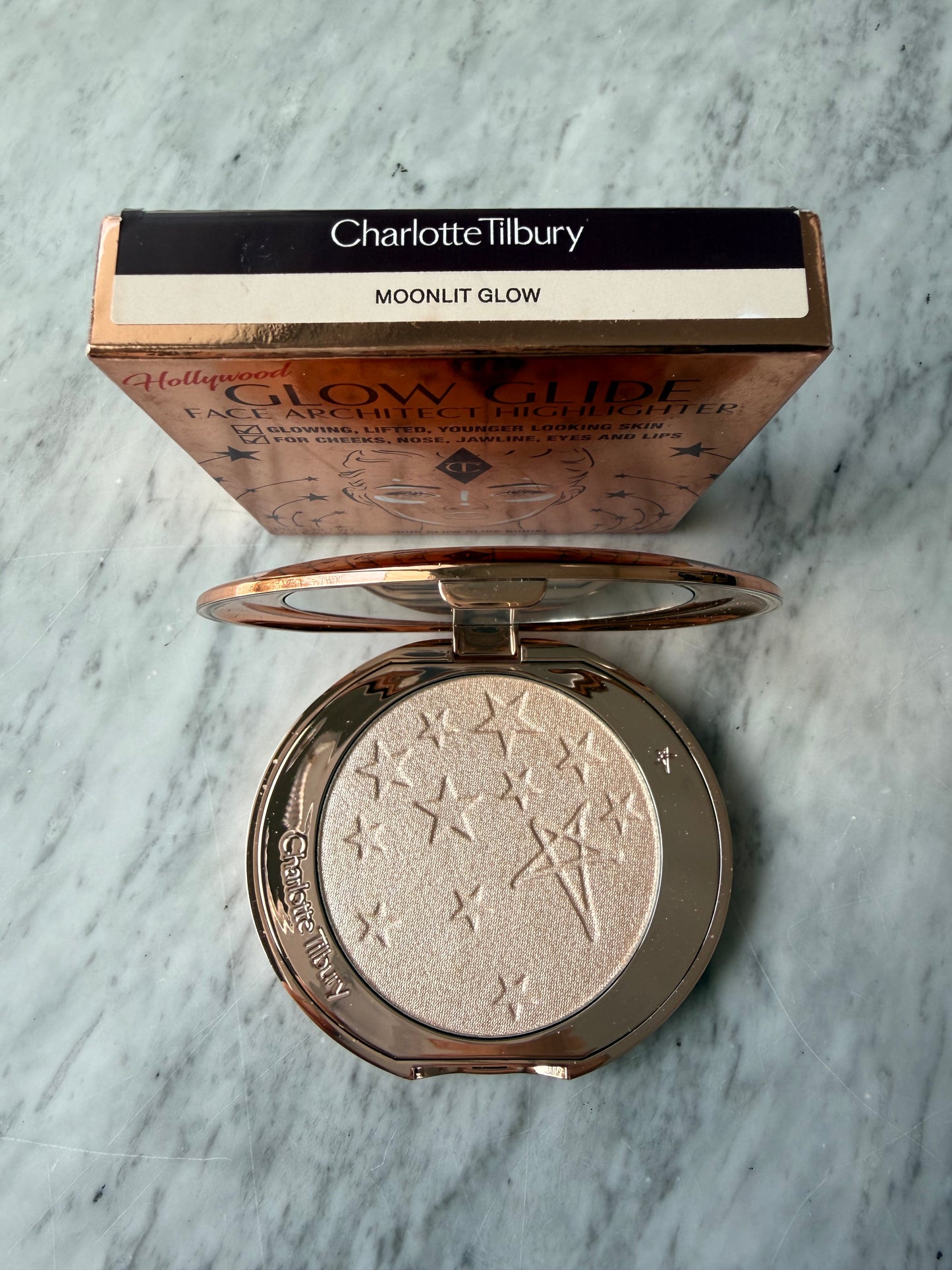 CHARLOTTE TILBURY Glow Glide Face Architect Highlighter - MOONLIT GLOW