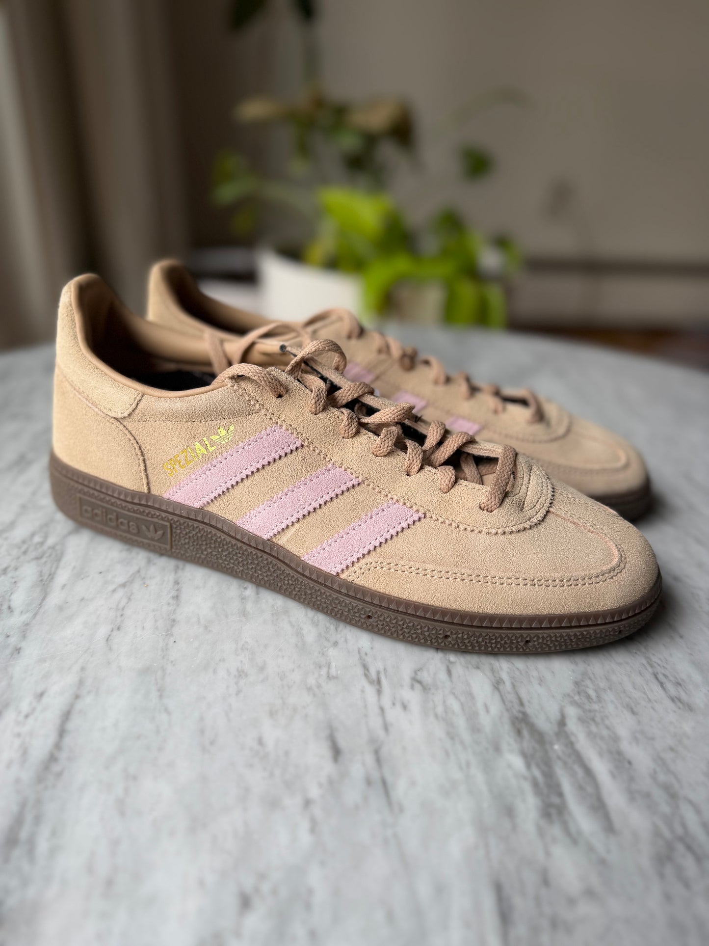 ADIDAS Handball Spezial Lace Up Sneakers - Size Women’s 9.5