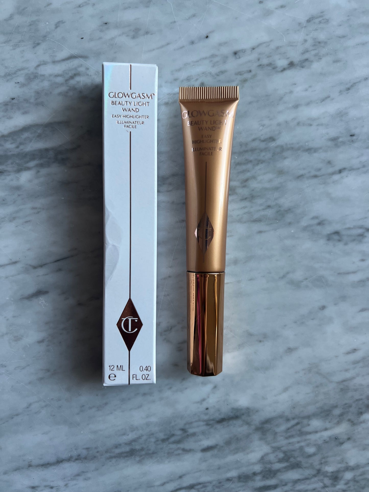 CHARLOTTE TILBURY Beauty Highlighter Wand - GOLDGASM