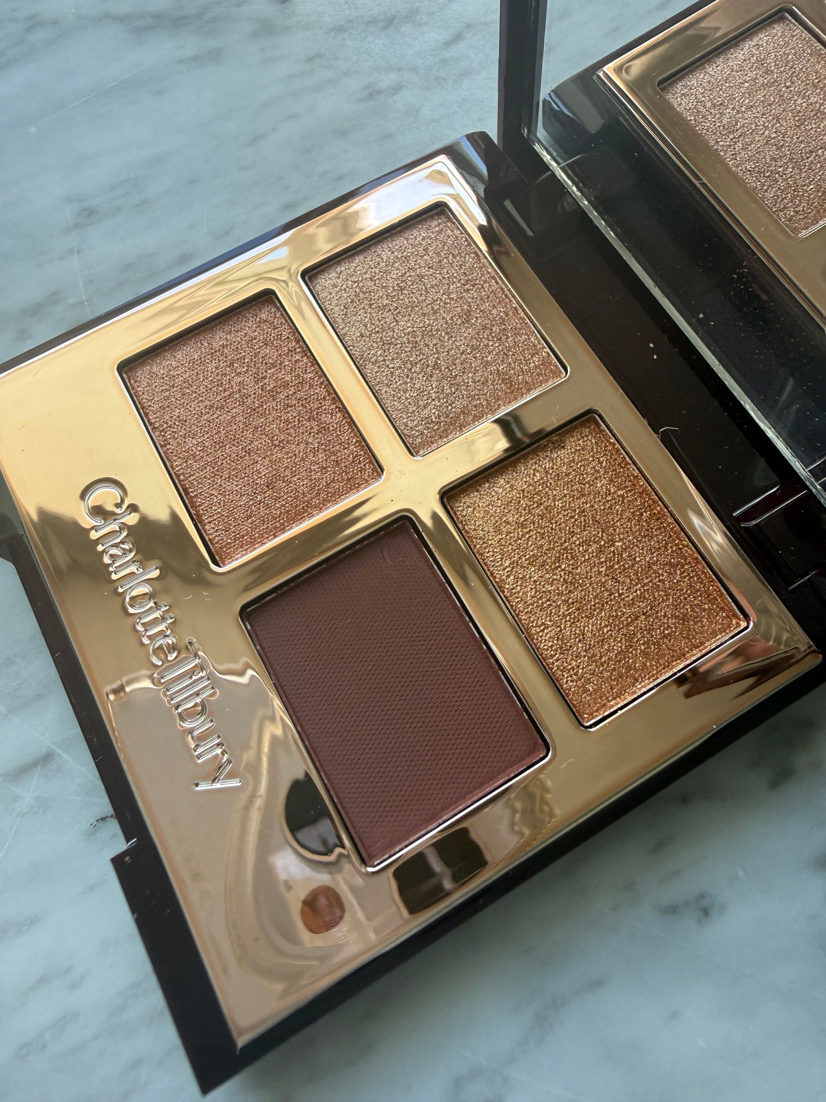 CHARLOTTE TILBURY Luxury Eyeshadow Palette - Queen Of Glow