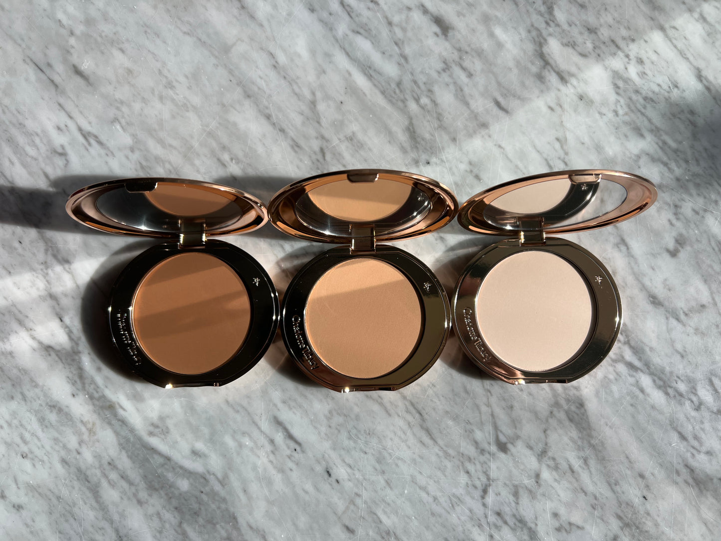 CHARLOTTE TILBURY Airbrush Flawless Finish Setting Powder - FAIR