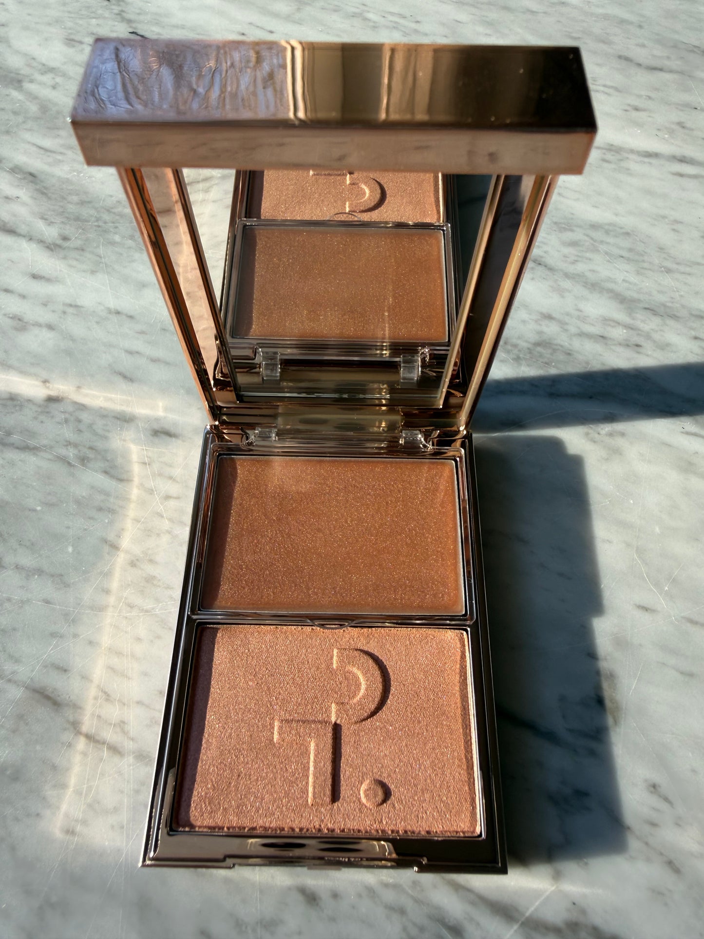 PATRICK TA Major Glow Creme & Powder Light Reflecting Translucent Highlighter Duo - DADDY