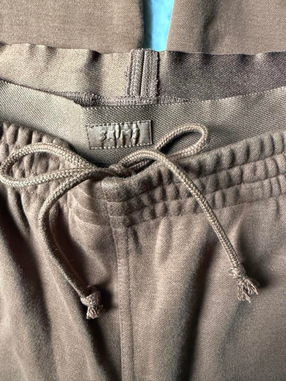 SKIMS Cotton Fleece Doube Waistband Exposed Boxer Pants - Size Medium