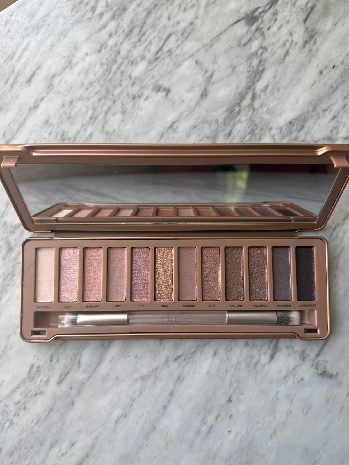 URBAN DECAY Naked3 Soft Pink Eyeshadow Palette