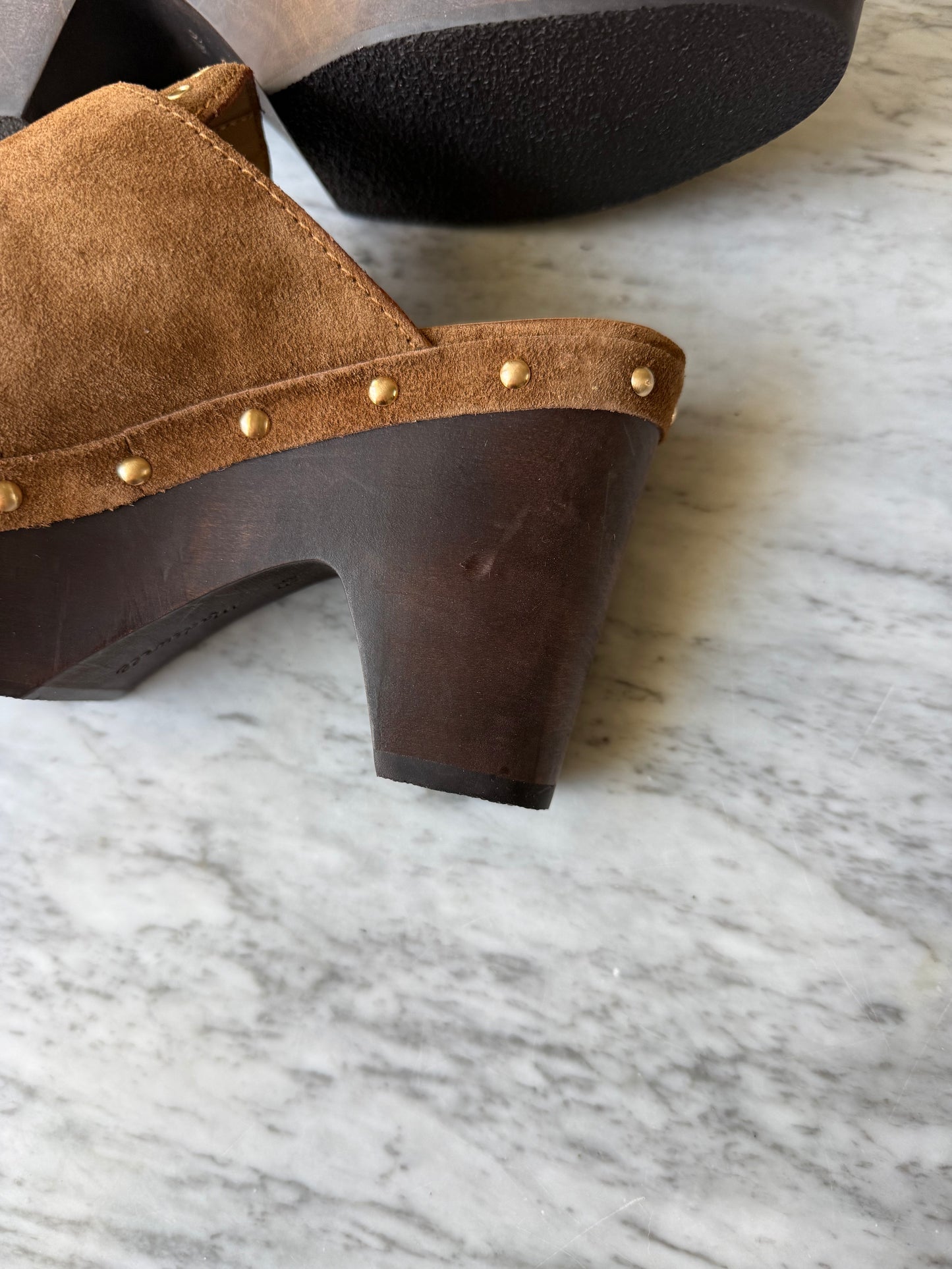 MADEWELL The Wes Suede Buckle Clogs - Size Women’s 6.5