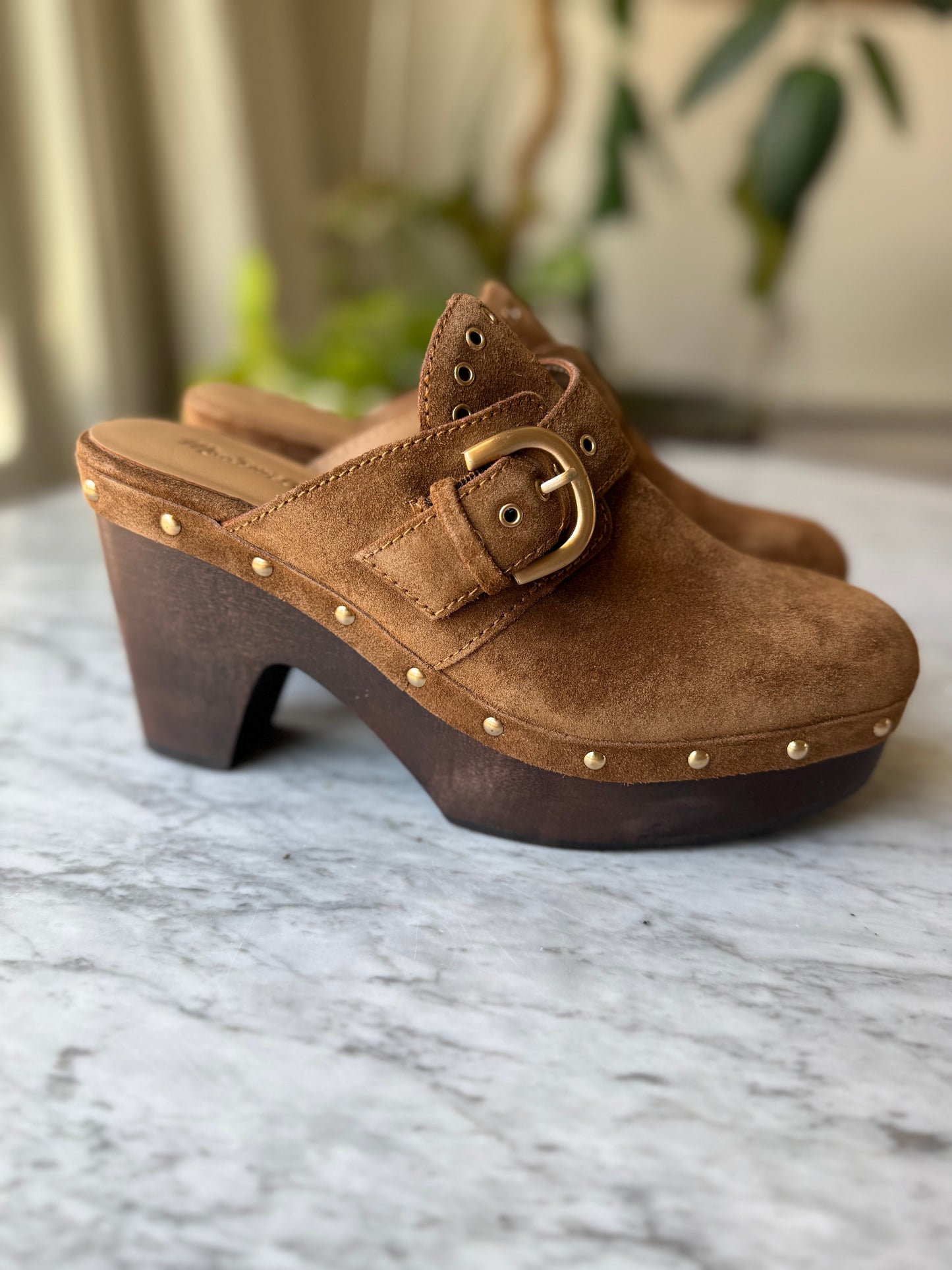 MADEWELL The Wes Suede Buckle Clogs - Size Women’s 6.5