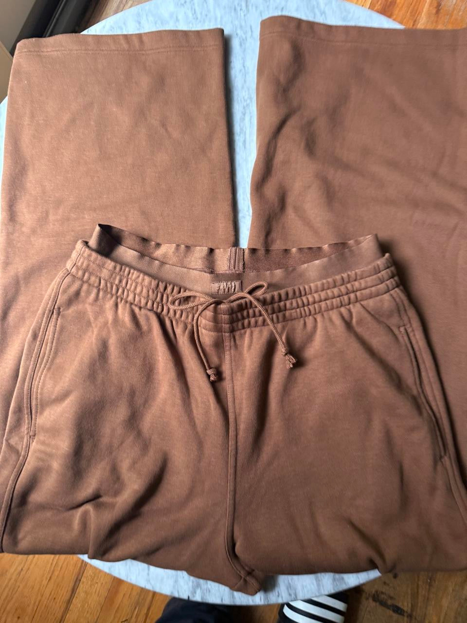 SKIMS Cotton Fleece Doube Waistband Exposed Boxer Pants - Size Medium