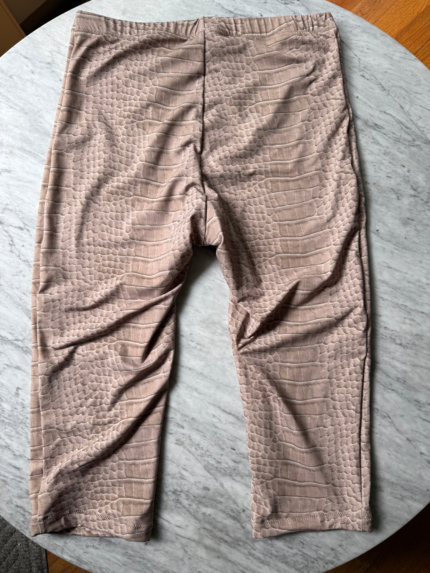 SKIMS 3/4 Swim Capri Pants - MEDIUM