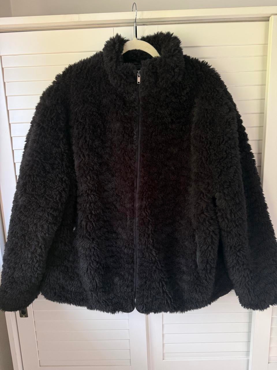 SKIMS Faux Fur Oversized Zip Up Mock Neck Jacket - Size Small