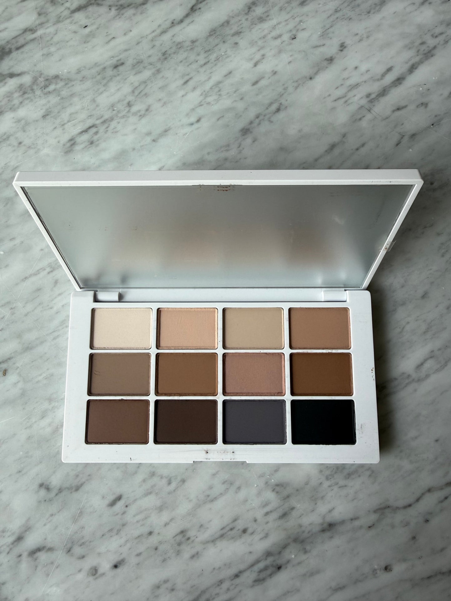 MAKEUP BY MARIO Master Mattes: The Neutrals Eyeshadow Palette