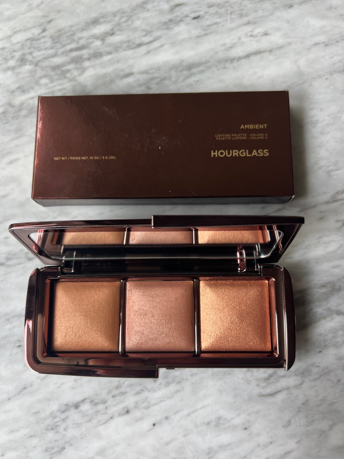 Hourglass Ambient Lighting Palette - Volume III